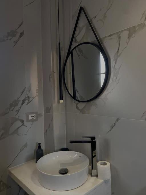 Tirana Elegant Apartment المظهر الخارجي الصورة