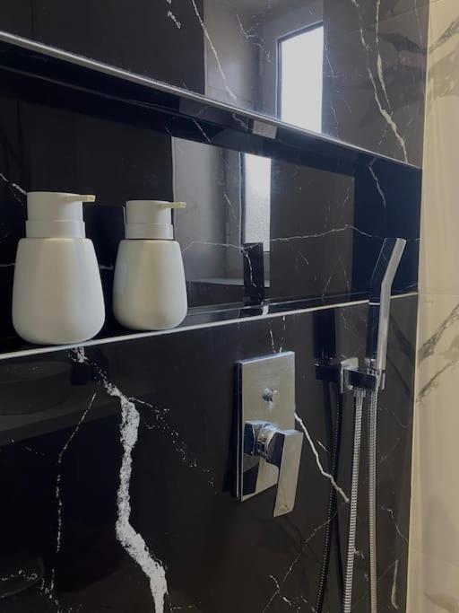 Tirana Elegant Apartment المظهر الخارجي الصورة